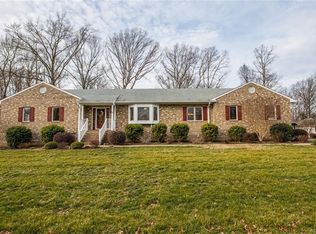 9950 Lumlay Rd, North Chesterfield, VA 23236