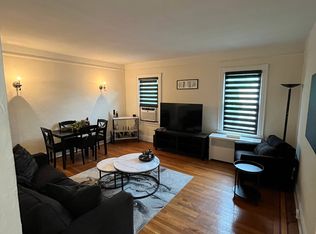 43-24 208th St #4B, Bayside, NY 11361