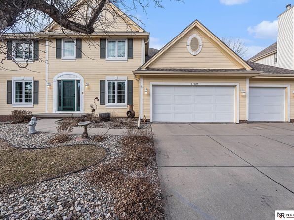 17624 Renfro St, Omaha, NE 68135