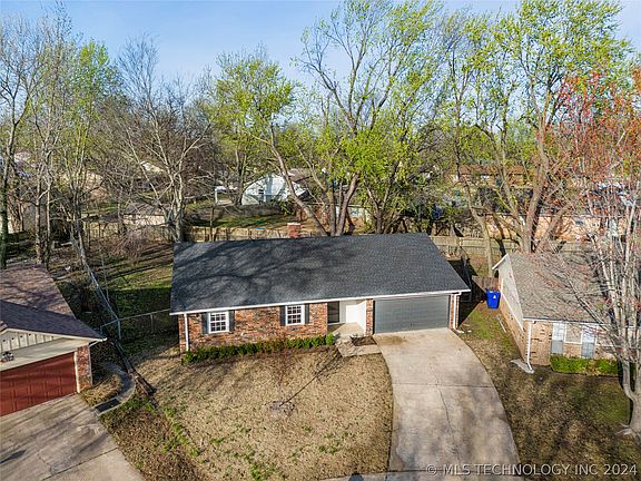 4th image of 4308 S Birch Ave
