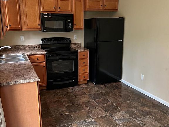 5th image of 1365 Acredale Dr