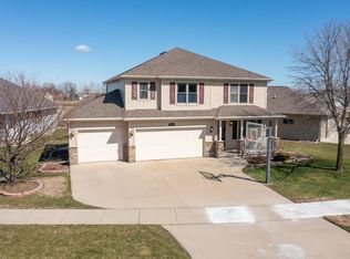 3920 Hemlock Ct, Oshkosh, WI 54904