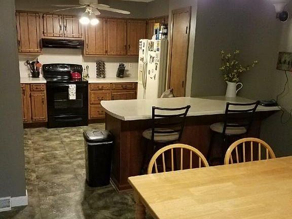 5th image of 4905 Angelia Ave