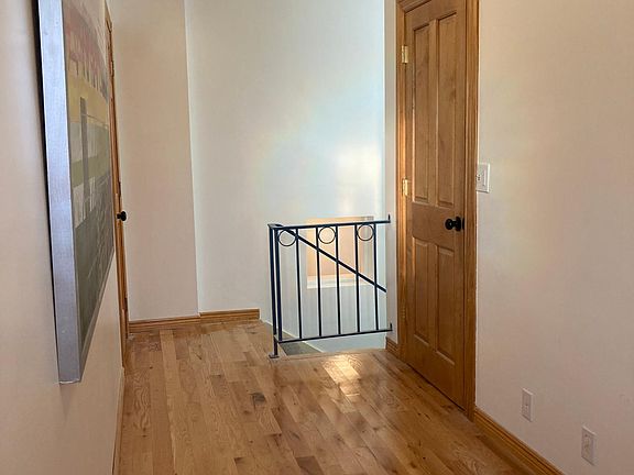 2nd image of 4018 S Golden Cir