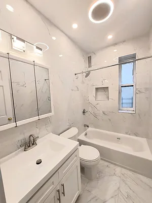 Rented by Riverside NYC Realty LLC | media 7