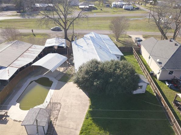205 Old Highway 34 St