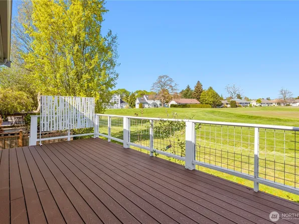 7954 W Golf Course Drive, Blaine, WA 98230