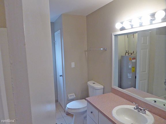5th image of 8216 NW 24th St