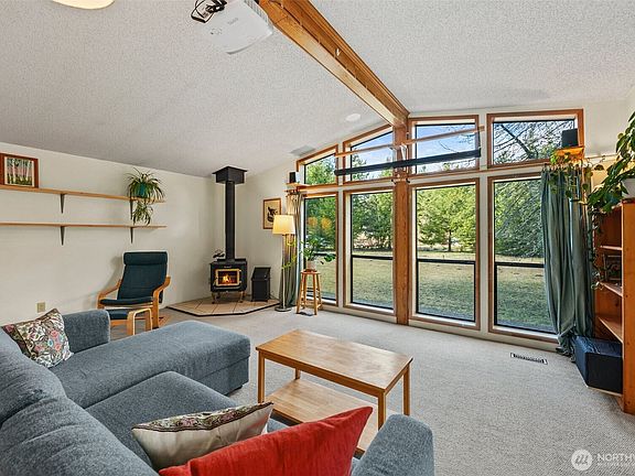 4th image of 55106 280th Avenue Ct E