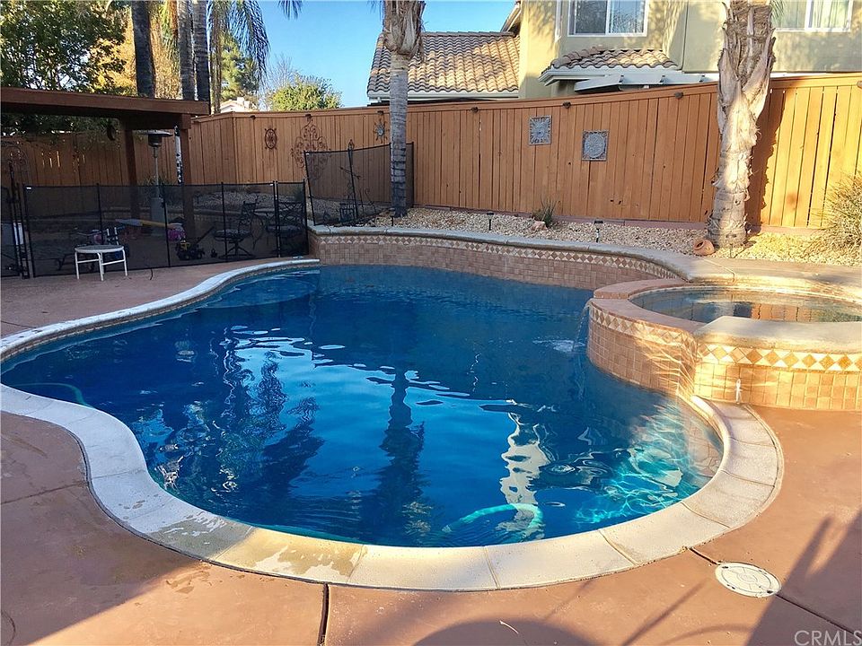 1st image of 42164 Weeping Willow Ln