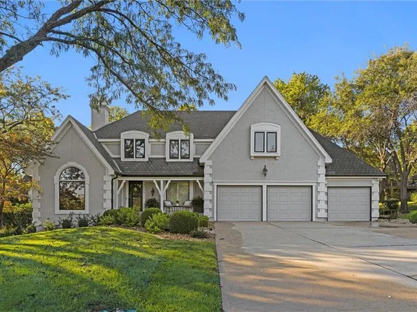 3905 W 124th St, Leawood, KS 66209