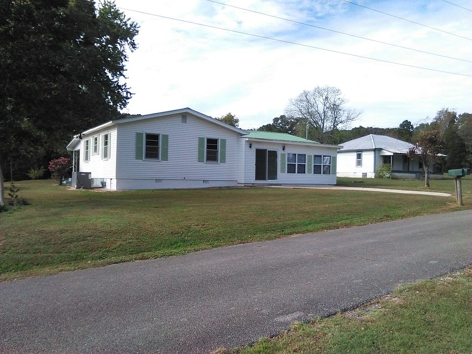 2 houses & 5 acres