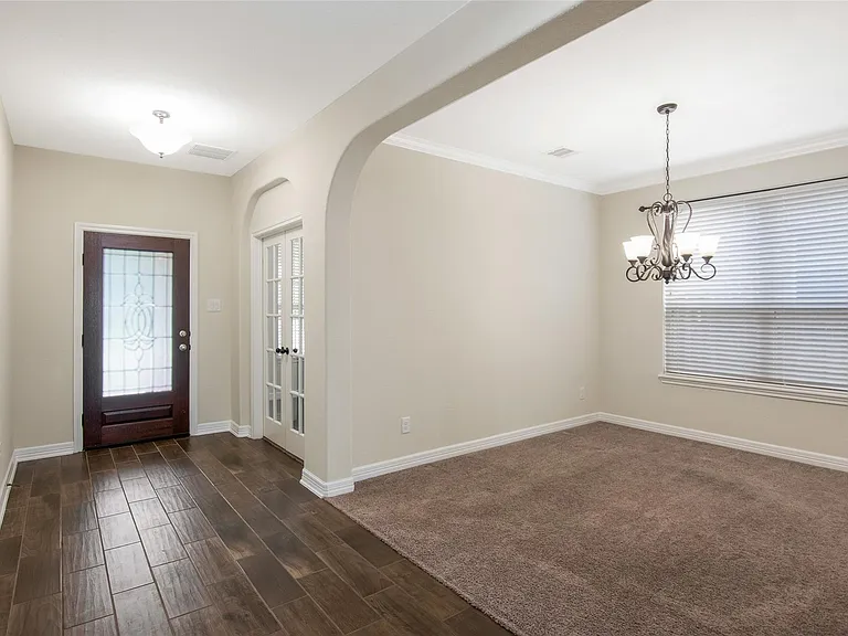 10823 Paula Bluff Ln — Photo 6