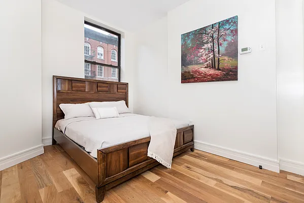 Rented by Douglas Elliman | media 29