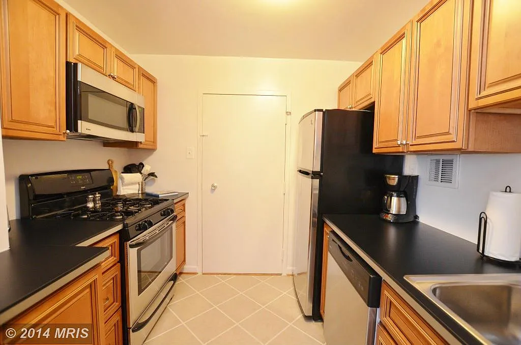 4401 Cherry Hill Rd — Photo 4