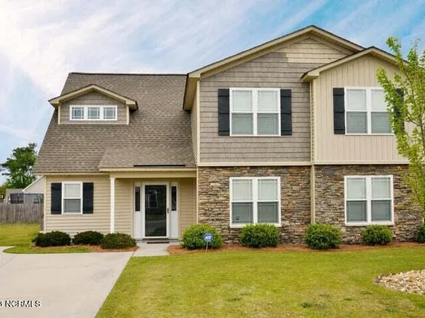 2206 Sweet Bay Dr #A, Greenville, NC 27834