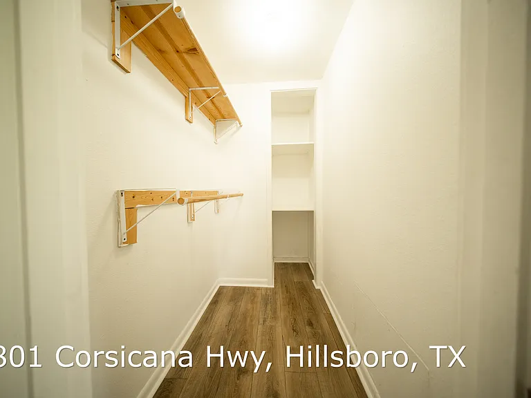 801 Corsicana Hwy — Photo 8