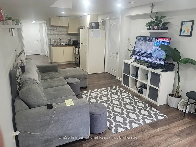 15 Tanager Dr — Photo 2
