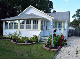 223 Swan Blvd, Toms River, NJ 08753