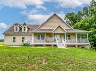 12600 N Hecht Rd, Hallsville, MO 65255