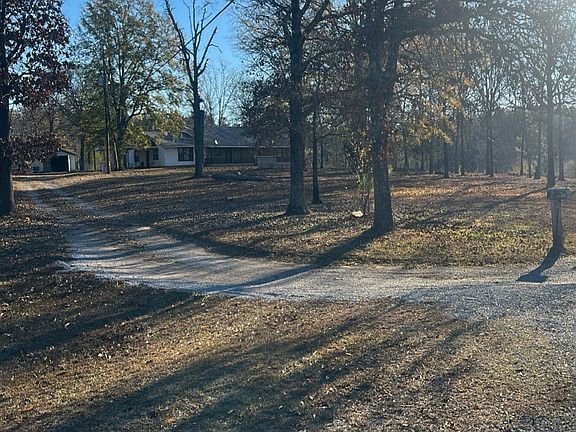 3rd image of 624 Zellwood Cir