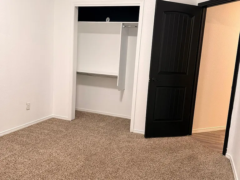 14270 Richard Wiles Ave — Photo 21