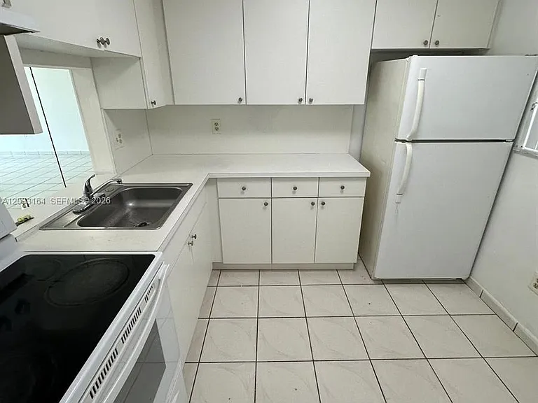 2800 NW 56th Ave #G201 — Photo 6