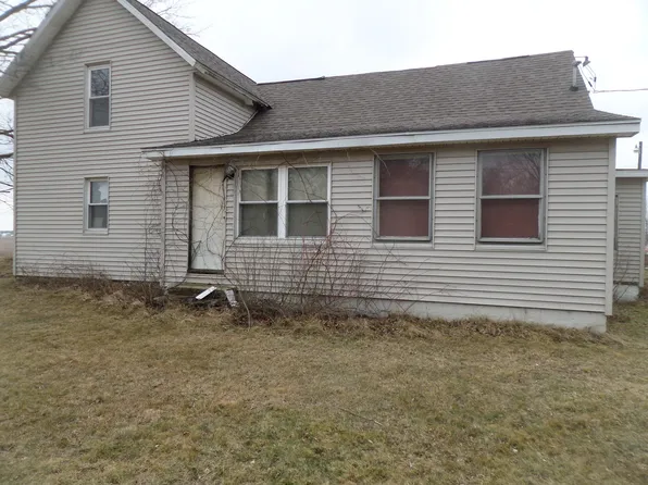 21246 Mount Zion St, Cassopolis, MI 49031