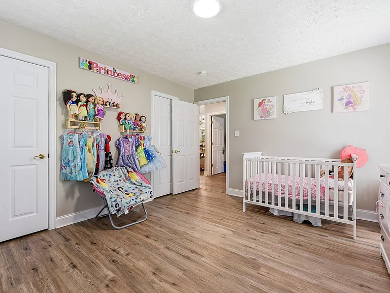 8400 Lesley Marie Ln — Photo 18