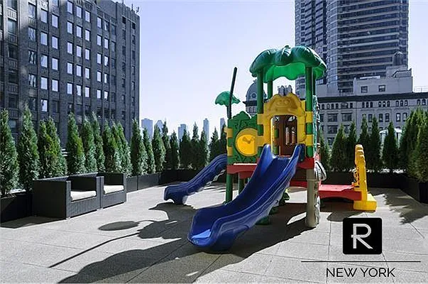330 East 38th Street #33-AQ in Murray Hill, Manhattan