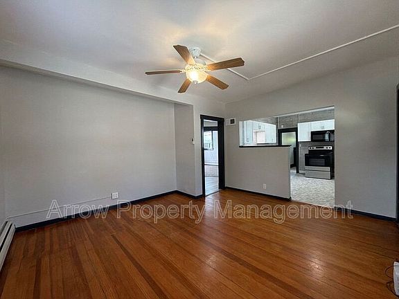 3rd image of 4602 Saint Paul Ave APT 3