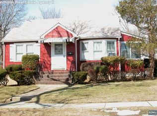 115 Pleasant Ave, Bergenfield, NJ 07621