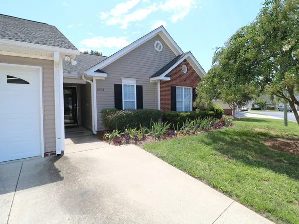 6004 Old Park Ln, High Point, NC 27265