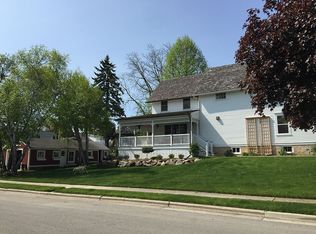 W65N727 Saint John Ave, Cedarburg, WI 53012