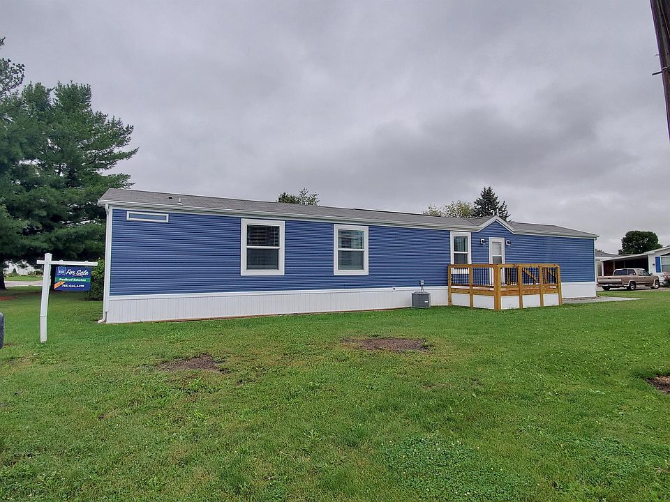 Exterior Image-0-Clayton - Wakarusa Redbud Estates