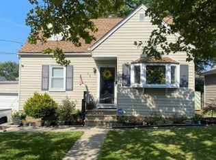46 Ozone Ave, Cedar Grove, NJ 07009