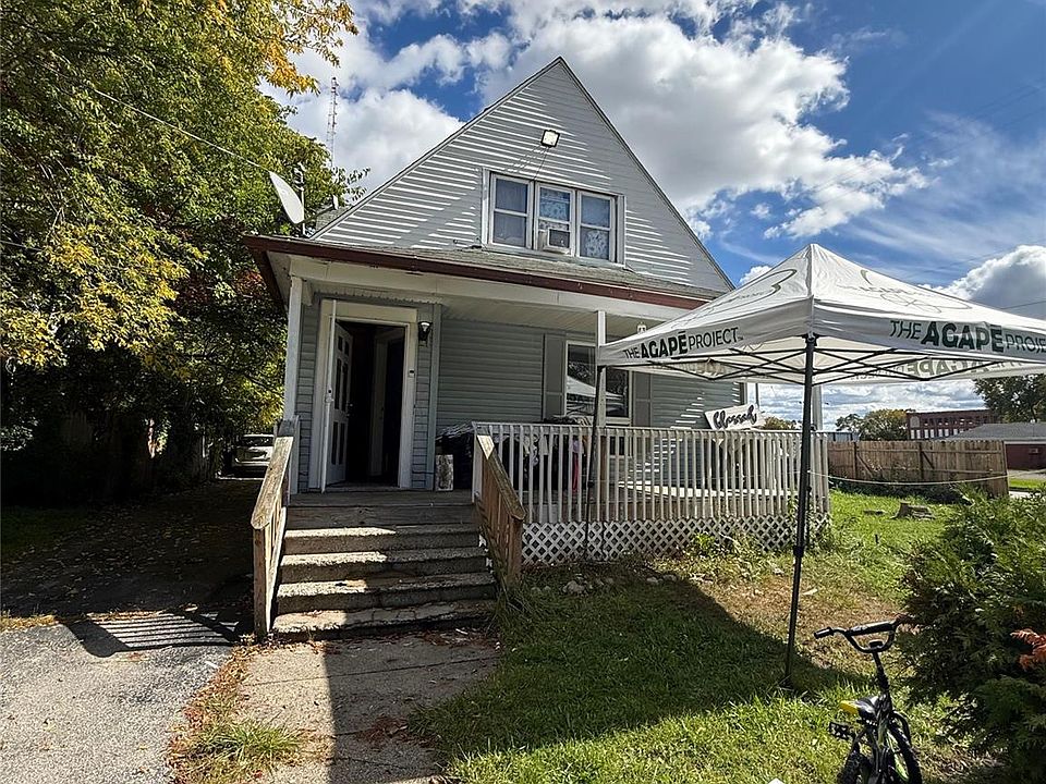 1st image of 954 S 12th St