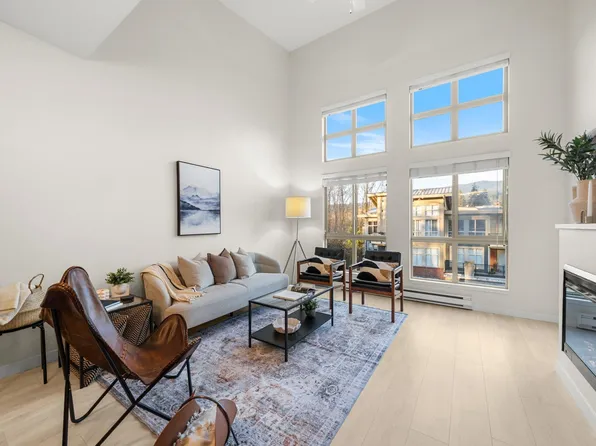 201 Morrissey Rd #407, Pt Moody, BC V3H 0E5