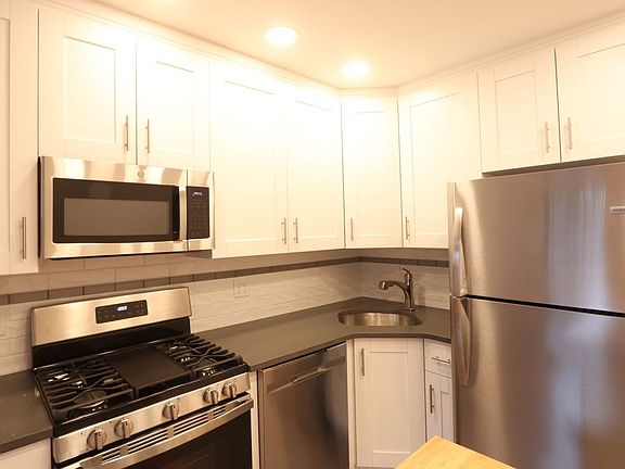 5th image of 152 Degraw St APT 1F