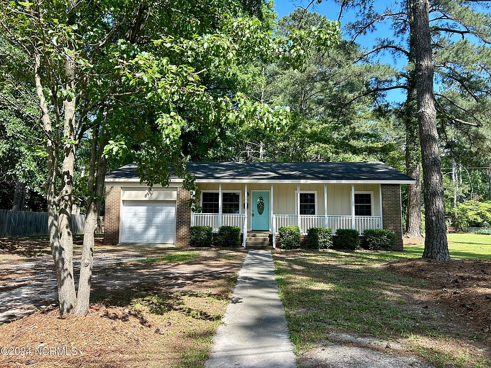 1st image of 1719 Woodlawn Drive