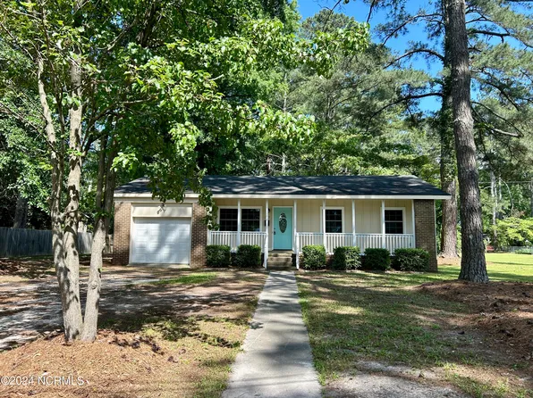 1719 Woodlawn Drive, Scotland Neck, NC 27874