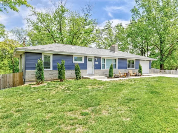 2470 Doris Dr, Arnold, MO 63010