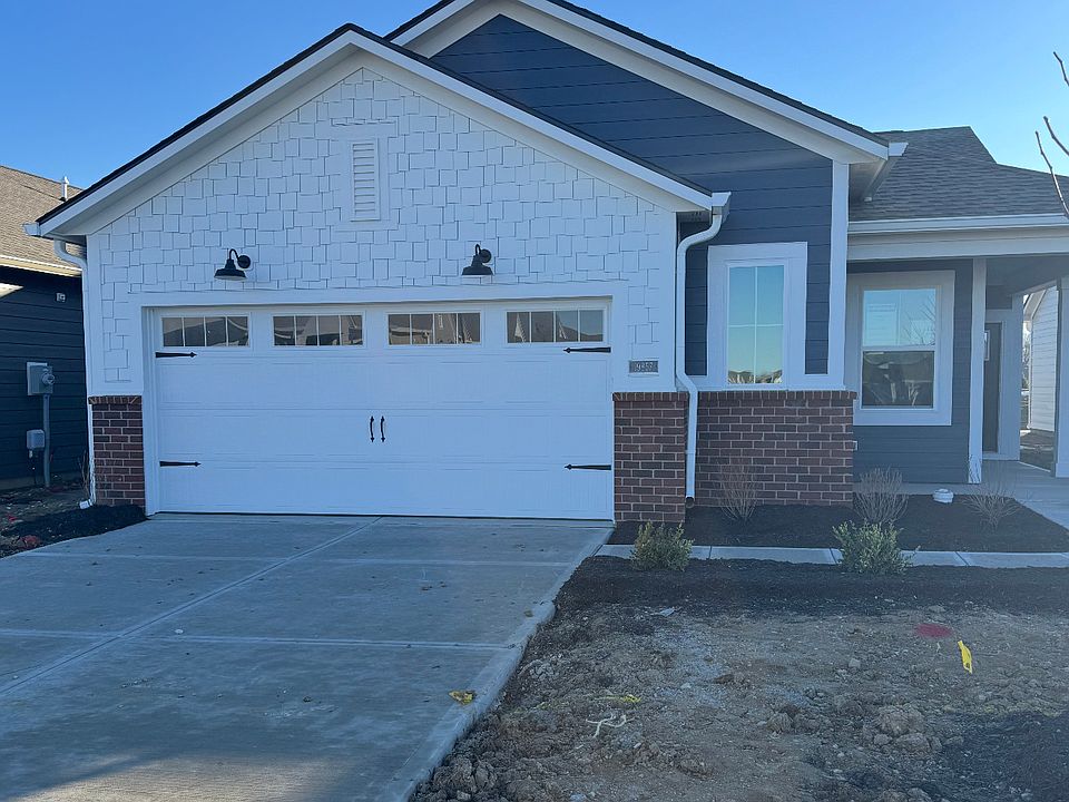 2nd image of 19857 Boulder Brook Ln