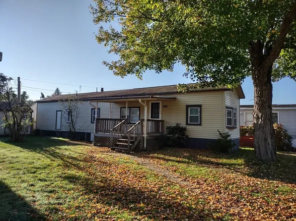 268 Palmer Rd Trlr 35, Monson, MA 01057