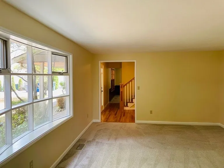 14007 SE 51st Pl — Photo 6