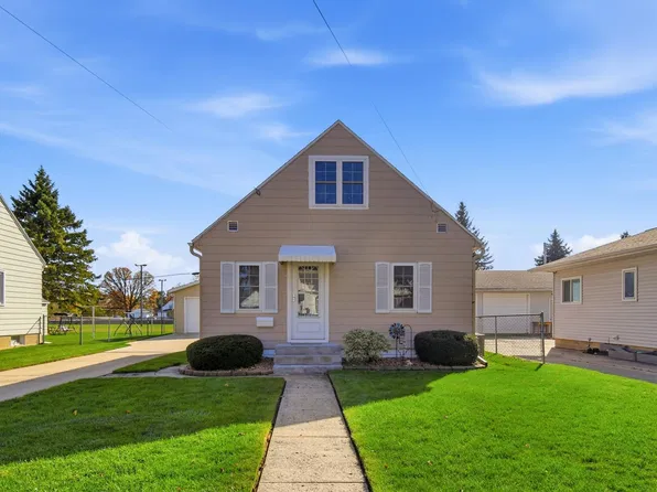 906 10th Ave SE, Austin, MN 55912