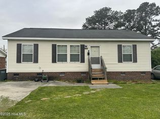 4442 Queen St, Ayden, NC 28513