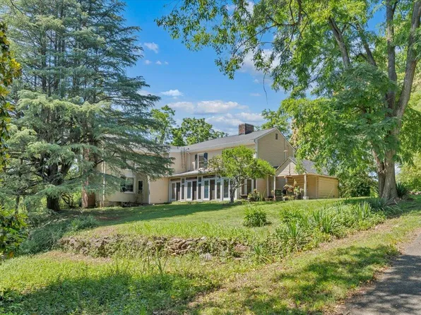 2801 Brandon Ave SW, Roanoke, VA 24015