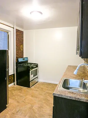 Rented by Bohemia Realty Group | media 8