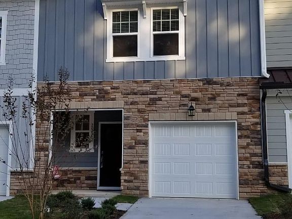 3rd image of 2032 Chipley Dr